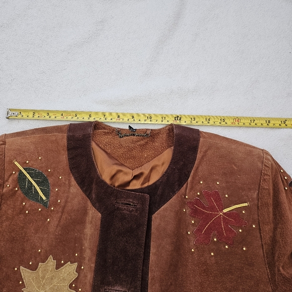 Vintage Suede Leather Short Blazer Jacket Maple Leaf Fall Autumn Embroidered - Picture 9 of 11